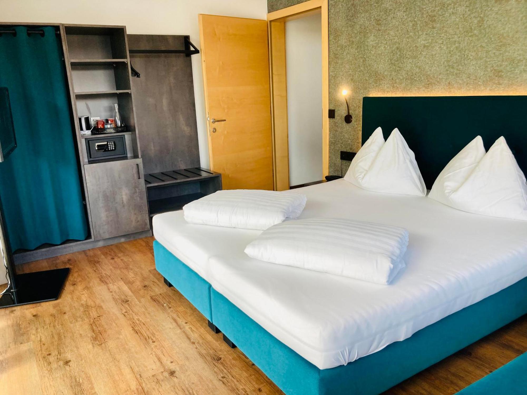 Garni Apparthotel St Valentin San Valentino alla Muta Exterior photo